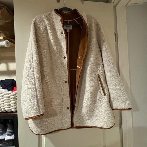 Women’s Sherpa & Suede Old Navy Jacket - Picture 3 of 11